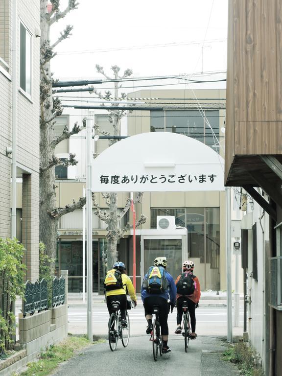 Cyclo No Ie Hotel Imabari Railway Station Екстериор снимка