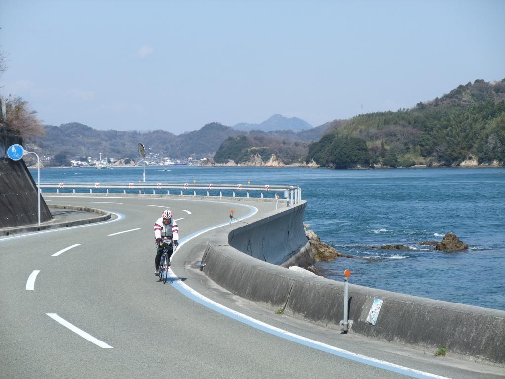 Cyclo No Ie Hotel Imabari Railway Station Екстериор снимка